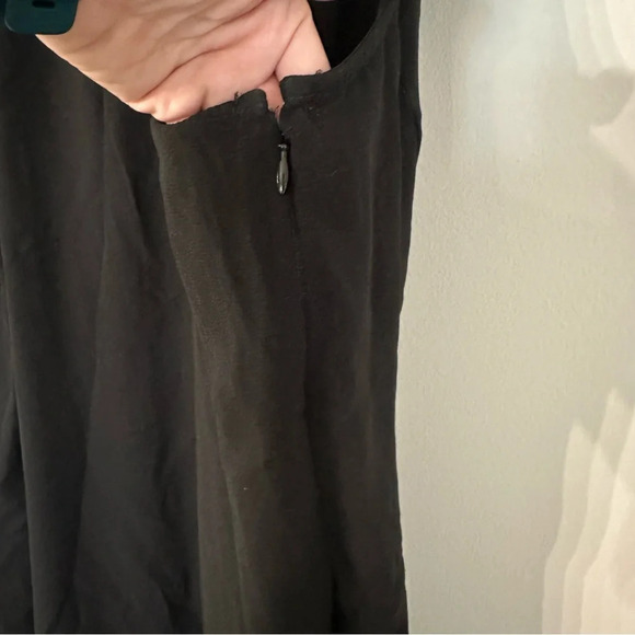 Old Navy Women’s Sleeveless Detailed Crewneck Lined Black Dress Size XXL GUC - Picture 5 of 9